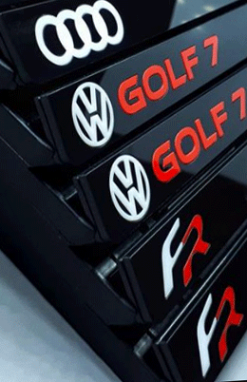 VW logo en Polo kentekenplaathouder